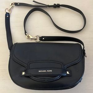 Michael Kors Cary Saddle Bag